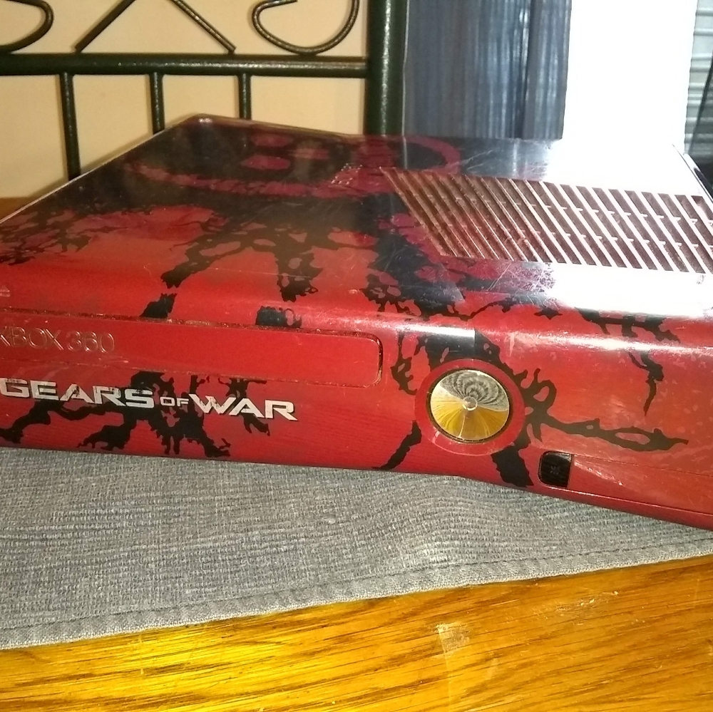 Xbox 360 gears of war 3 special edition DEAL!!